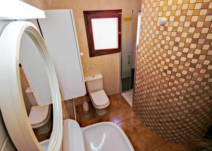 Basetes - With Private Swimming Pool In Holiday home *